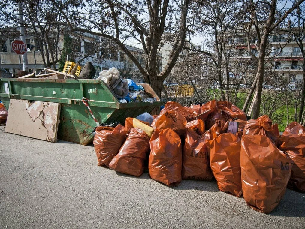 Круглосуточный вывоз мусора в Вятских Поляне в октябре