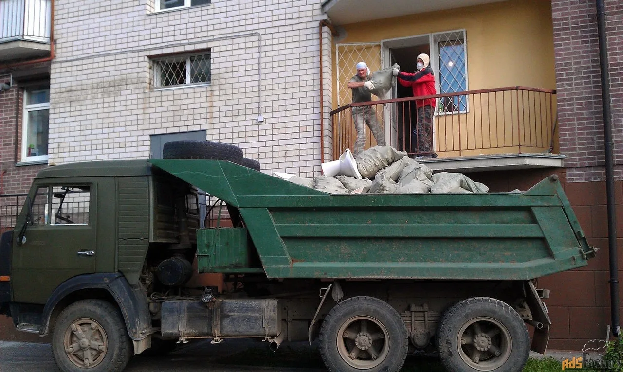 Вывоз мусора с грузчиками и погрузкой в Вятских Поляне от 2335 руб. — ПроМусор, услуги под ключ