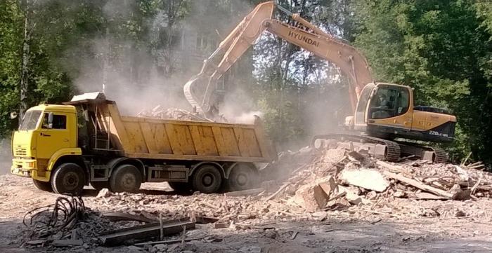 Вывоз бетонного боя и ЖБИ отходов в Вятских Поляне от ПроМусор, цена от 2741 руб., утилизация и переработка